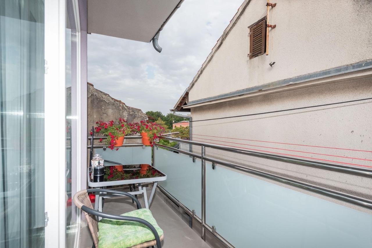 Lavi Apartment ซาดาร์ ภายนอก รูปภาพ