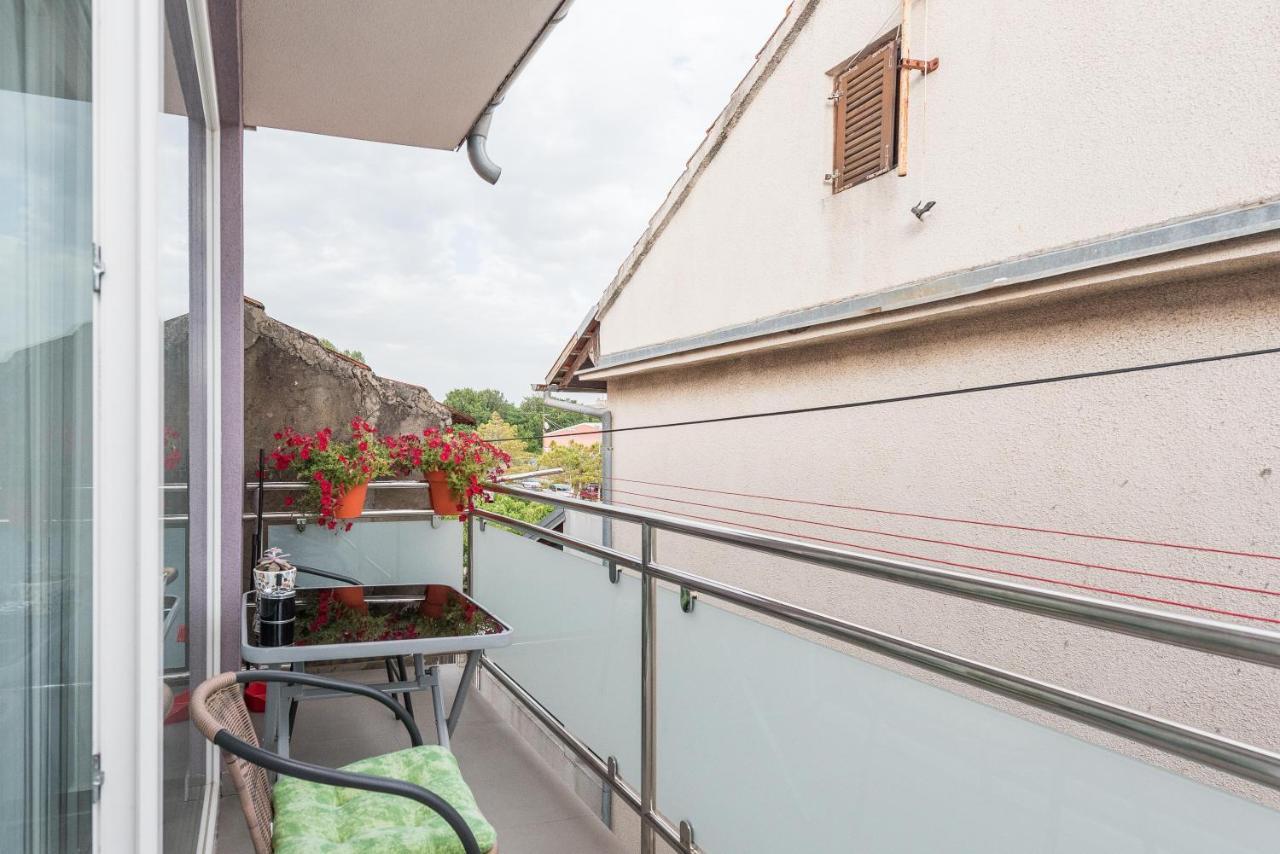 Lavi Apartment ซาดาร์ ภายนอก รูปภาพ